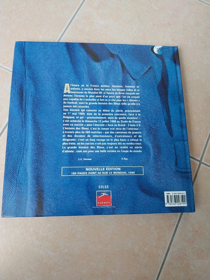 Livre les bleus - photo numéro 2