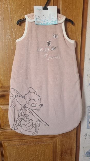 Gigoteuse bambi et panpan disney