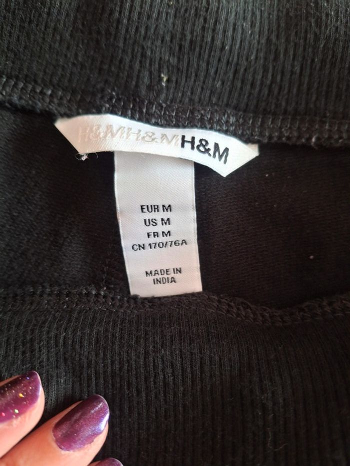 Pantalon noir corsaire en coton - taille M - TB état - photo numéro 3