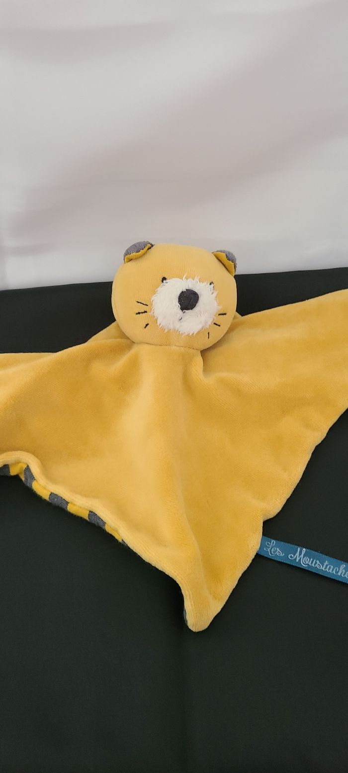 Moulin Roty Doudou chat moutarde Lulu Les Moustaches - photo numéro 3