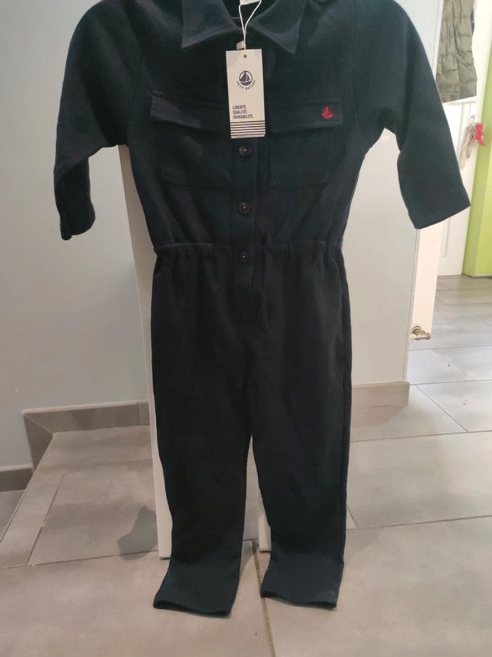 Combinaison fille 

Petit bateau 6 ans neuf
