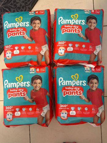 Pampers pants taille 8 