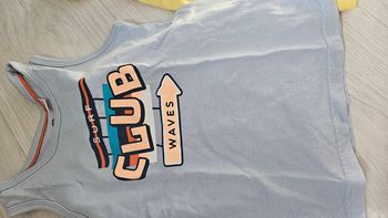 Lot de 3 débardeurs Okaïdi 4 ans peu portés