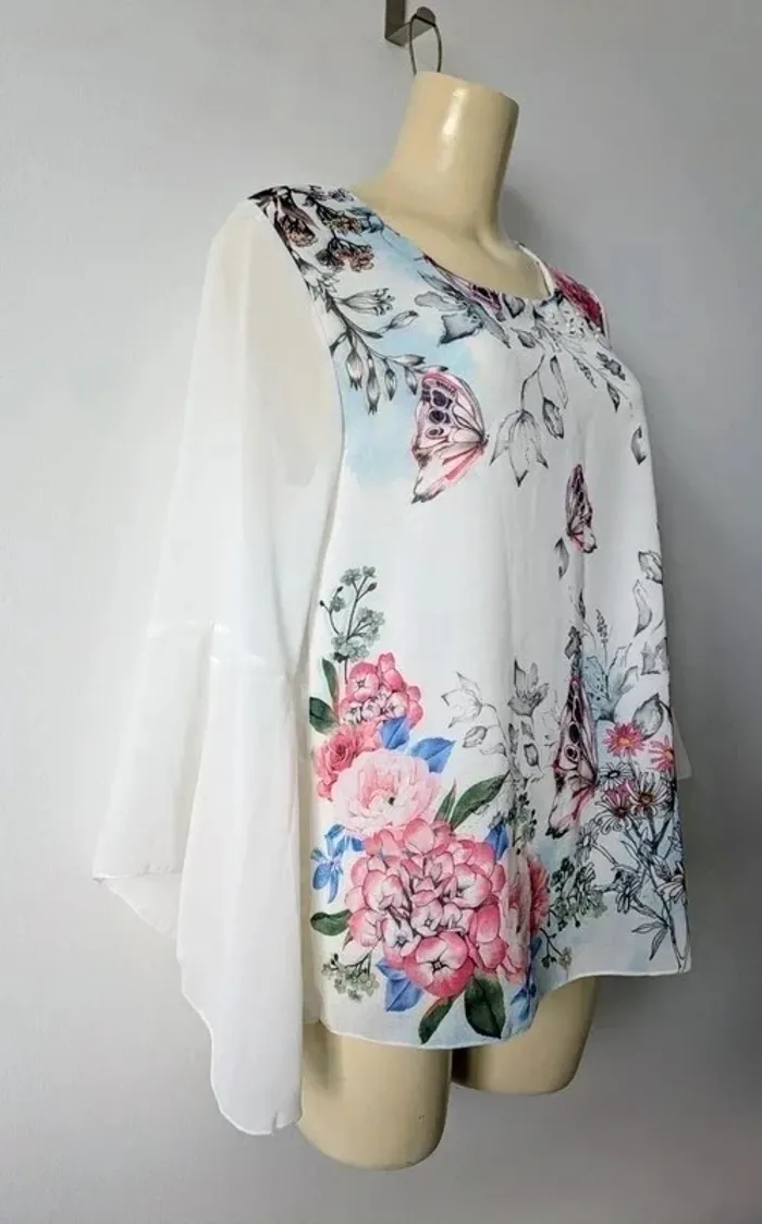 Blouse d'été fleurie manches à volants - Pala d'oro - taille S/M - photo numéro 2