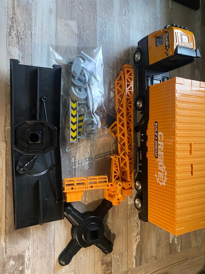 Camion  friction  avec remorque de pliable plus grue  neuf - photo numéro 2