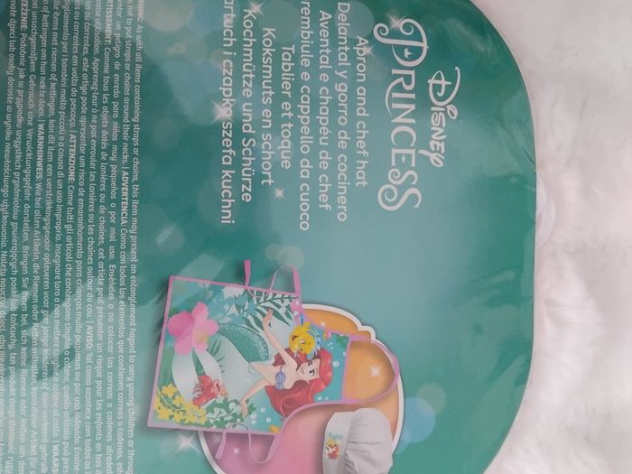 Tablier et toque La petite Sirène, Disney, neuf - photo numéro 3
