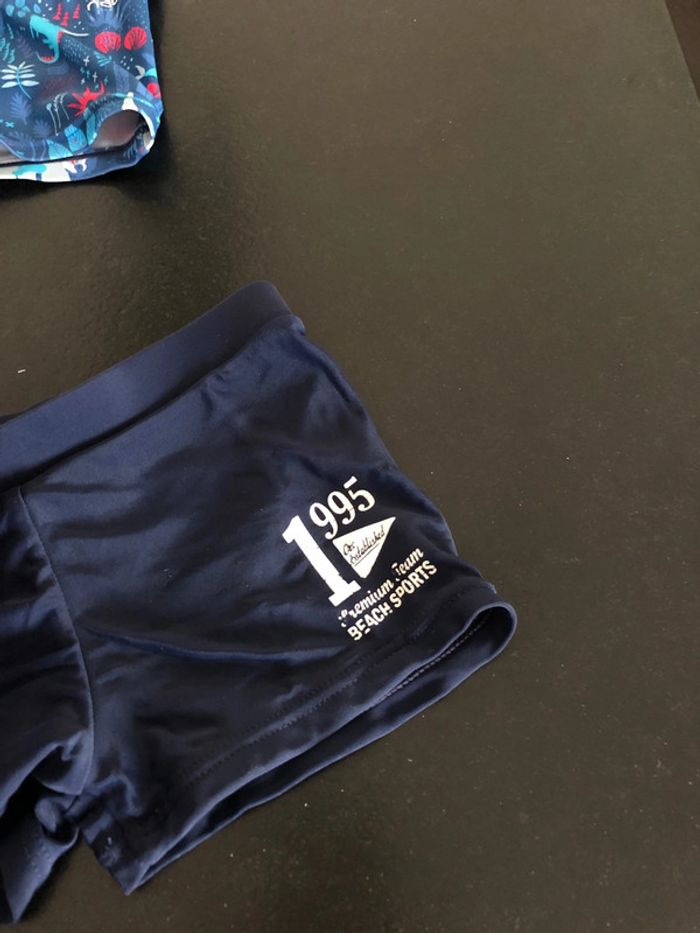 Lot de 2 shorts de bain 3 ans - photo numéro 6