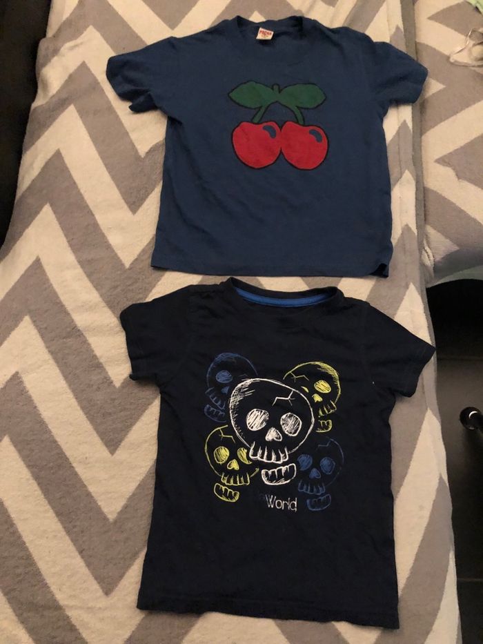 Le lot de 2 t shirt taille 4 ans - photo numéro 2