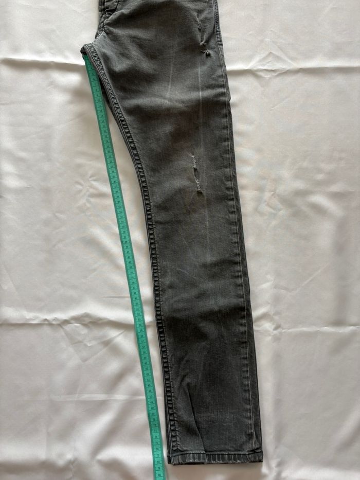 Jean gris à trous L.32 - Diesel - L/40-W.30 - photo numéro 9