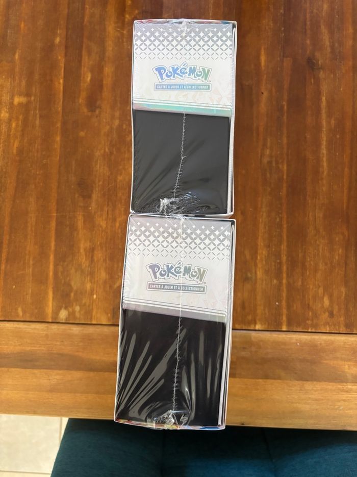 Lot 2 ETB évolutions prismatiques 8.5 scellé français - photo numéro 2