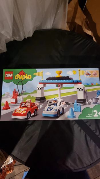 grosse boite lego duplo 10947 la course de voiture