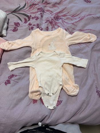 Lot vêtements naissance 