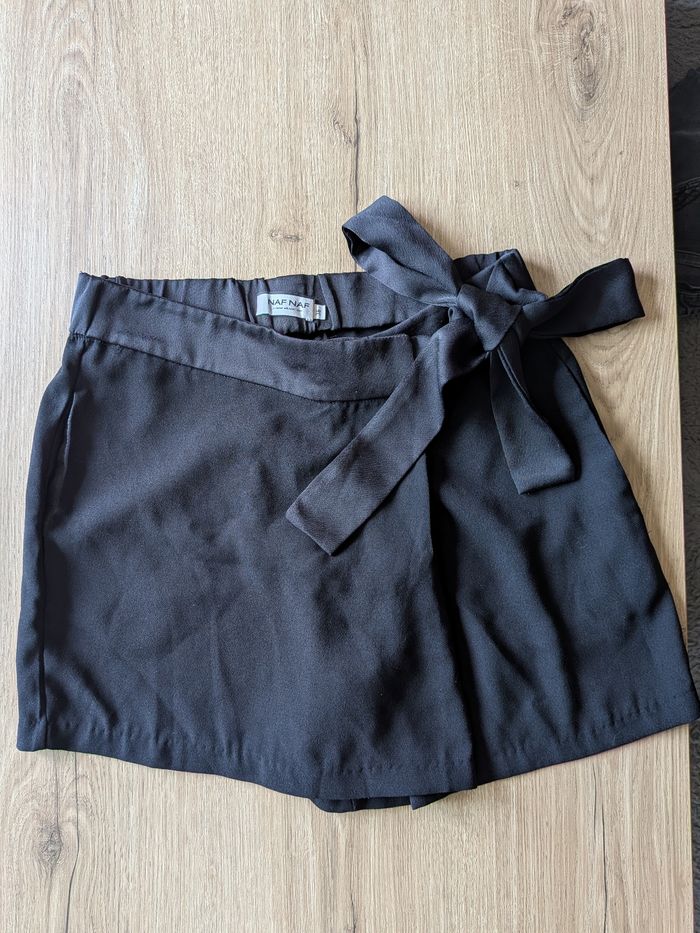 Short nan Naf avec noeud satin