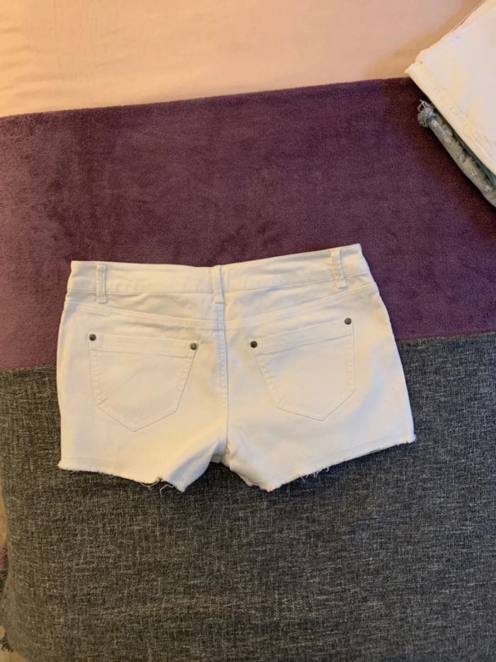 Short blanc taille 40 3 suisses collection - photo numéro 5