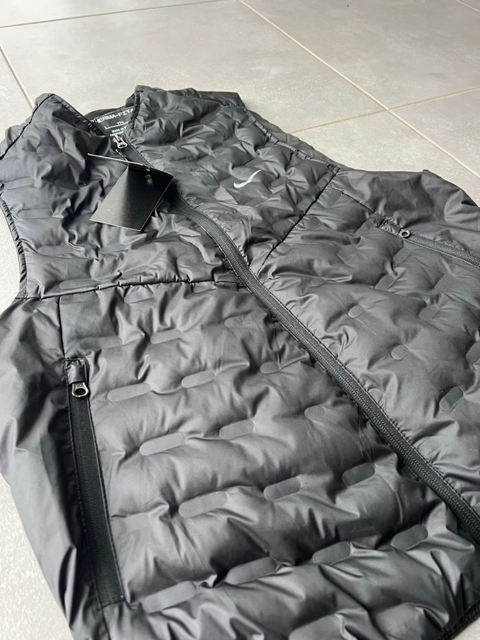 Nike performance aeroloft veste sans manche noir L - photo numéro 7