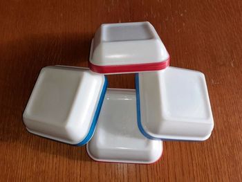 Lot de 4 ramequins carrés
