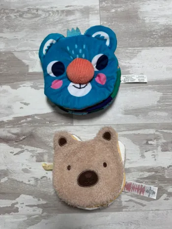 Livre en tissus d'éveil