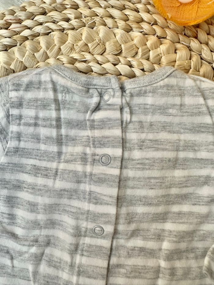 Teeshirt manches longues Kiabi 3 mois - photo numéro 5