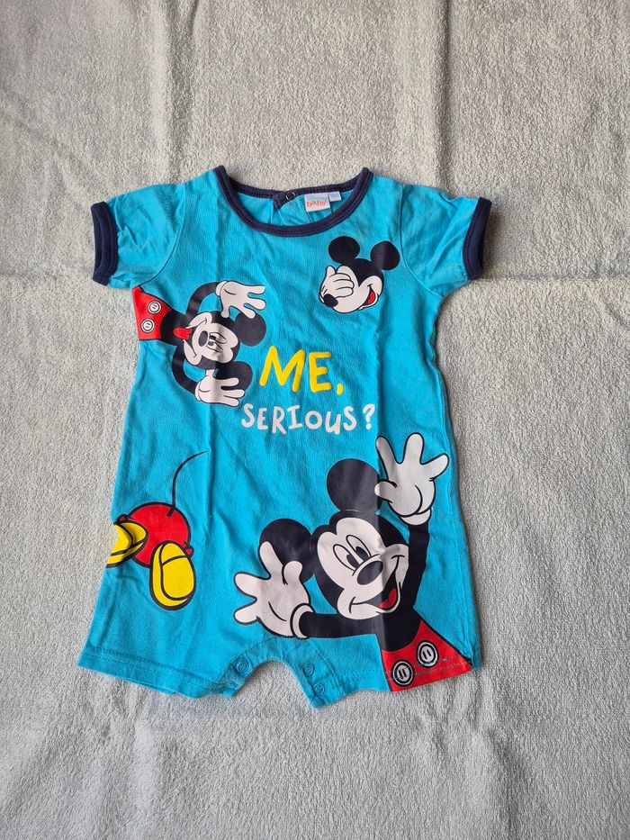 Combishort bébé
