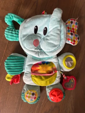 Éléphant peluche nomade avec activités tbe playskool