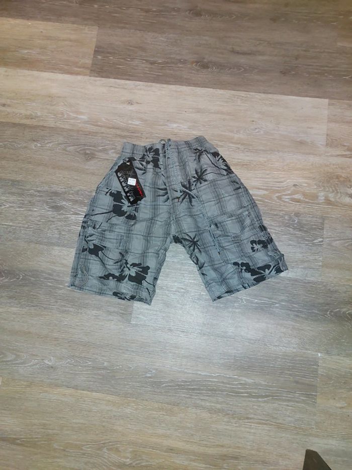 Short garçon 2 ans neuf