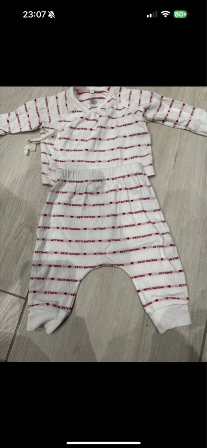 Ensemble, petit bateau - photo numéro 3