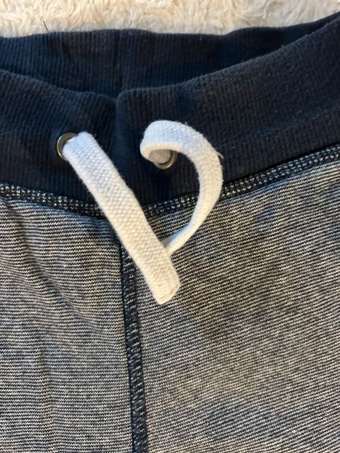 Joli short H&M 6 ans - photo numéro 3