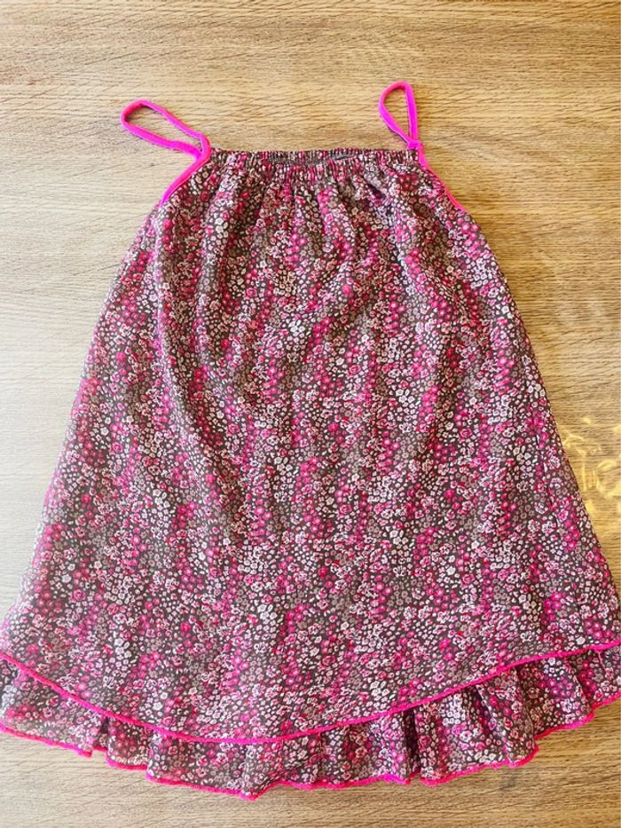 Robe fleuri fine bretelles voilage