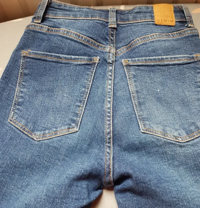Jeans bleu  Bershka - photo numéro 3