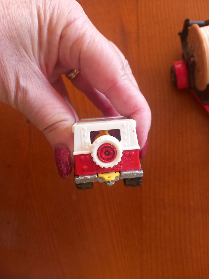 Véhicule de pompiers - photo numéro 5