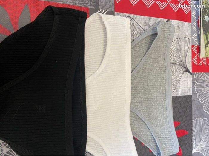 Lot de 3 culottes neuves - photo numéro 2