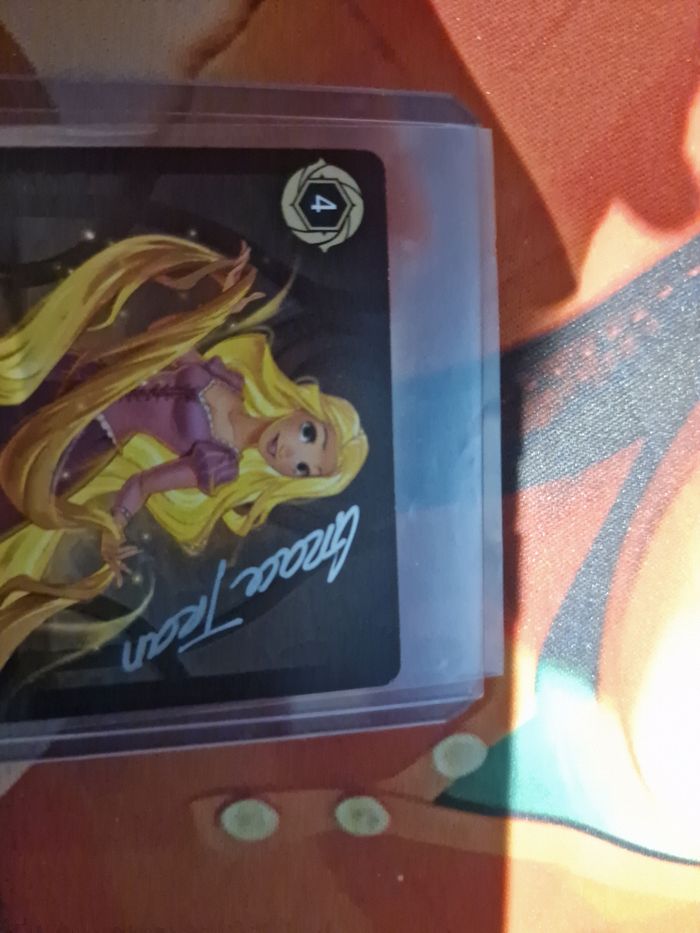 Carte Lorcana – Rapunzel (Challenge, Non-Foil) Signée par l’Illustratrice - photo numéro 2