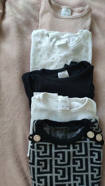 Lot de t-shirts manches longues 6-7 ans Zara et Jiu