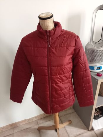 Doudoune rouge bordeaux neuve