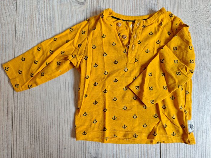 3 Tshirt manches longues 6 mois - photo numéro 5