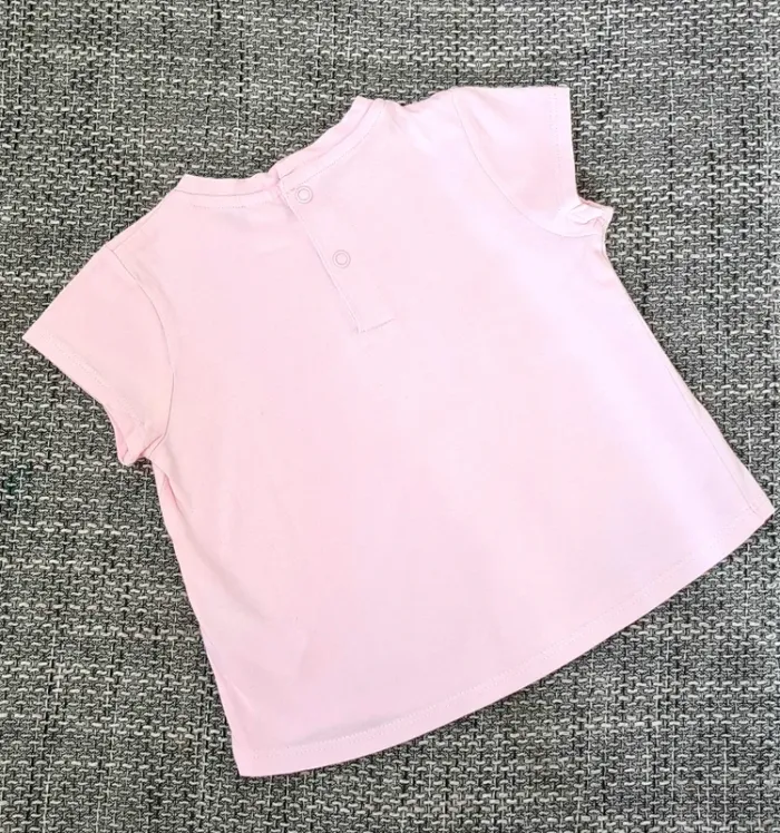 ● 12 mois ● Tee-shirt Neuf - photo numéro 2