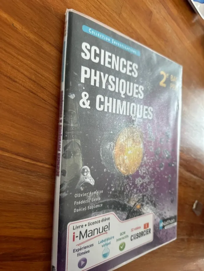 Livre science, physique et chimie, seconde bac pro - photo numéro 2