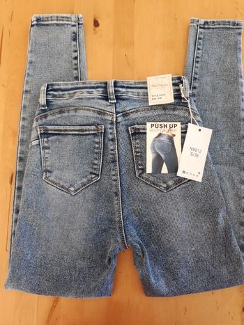 Jean slim bleu clair taille 36 S neuf push up