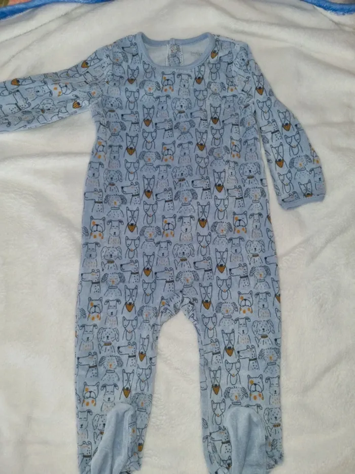 Pyjama en velours taille 12 mois 80 cm