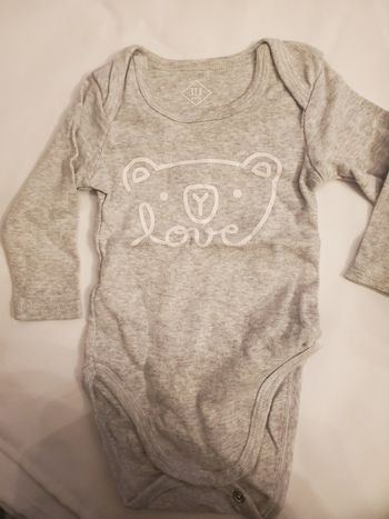 Body bébé tex 6 mois