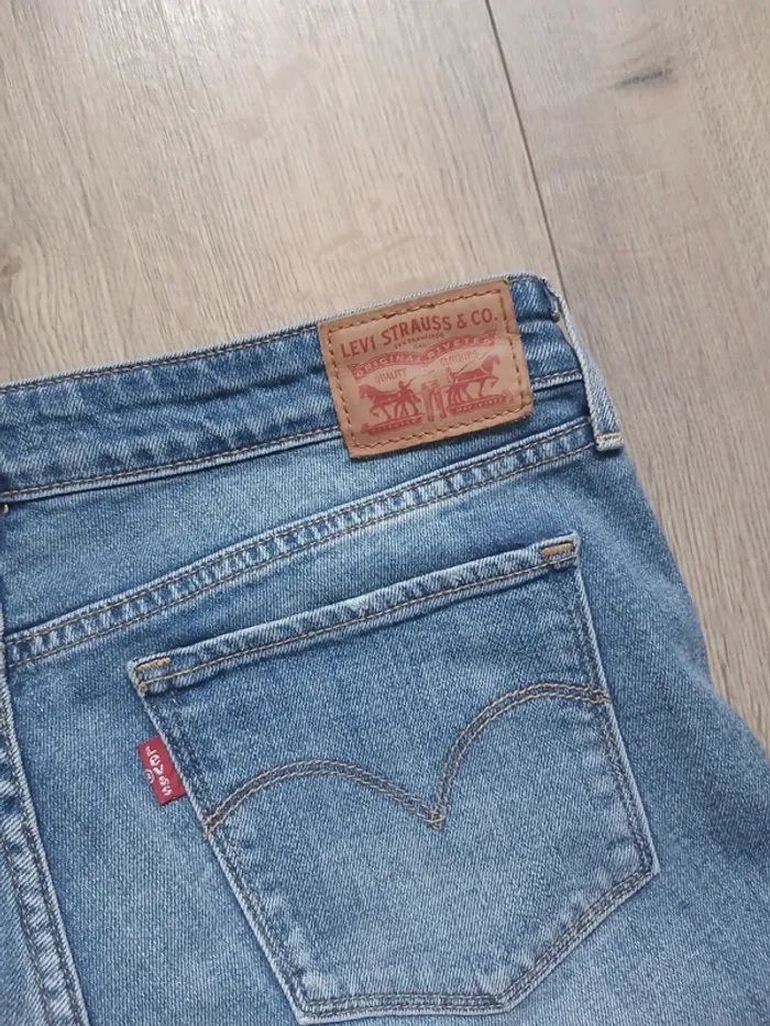 Jean levis 712 slim 31x32 bleu clair brut FR40 - photo numéro 2