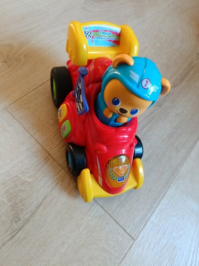 Titours champion de course