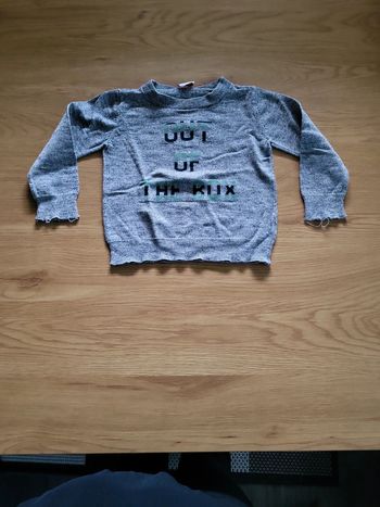 Pull gris