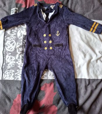 Pyjama de capitaine de la marine