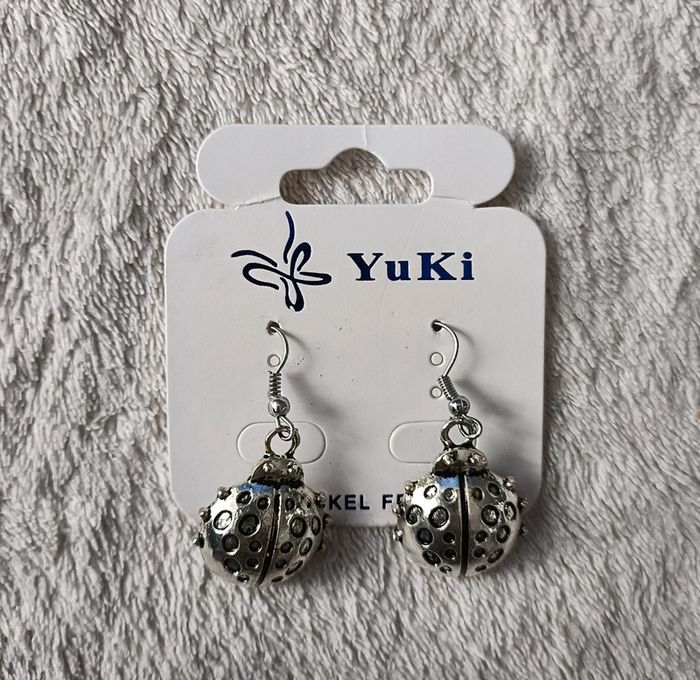 Boucles d'oreilles coccinelles yuki