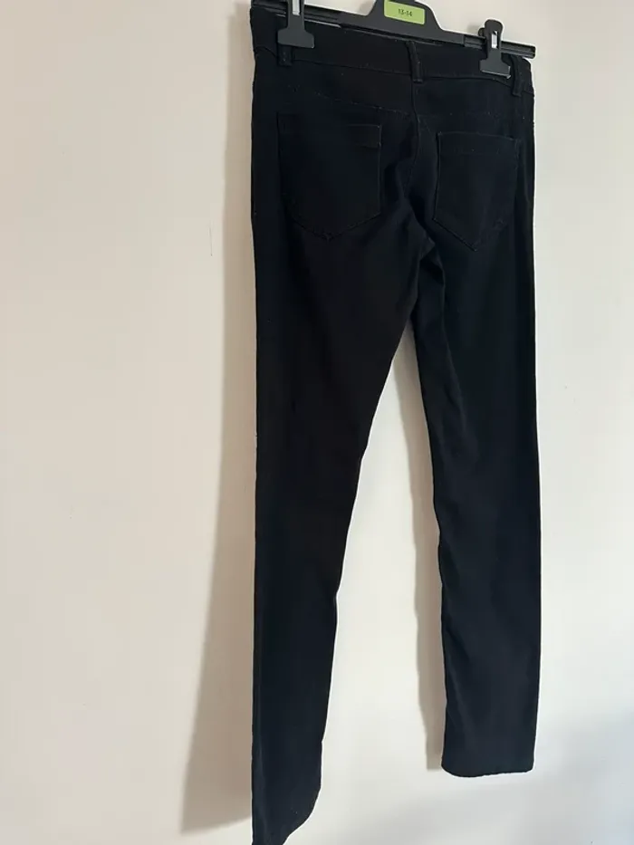 Pantalon noir Kiabi - photo numéro 4