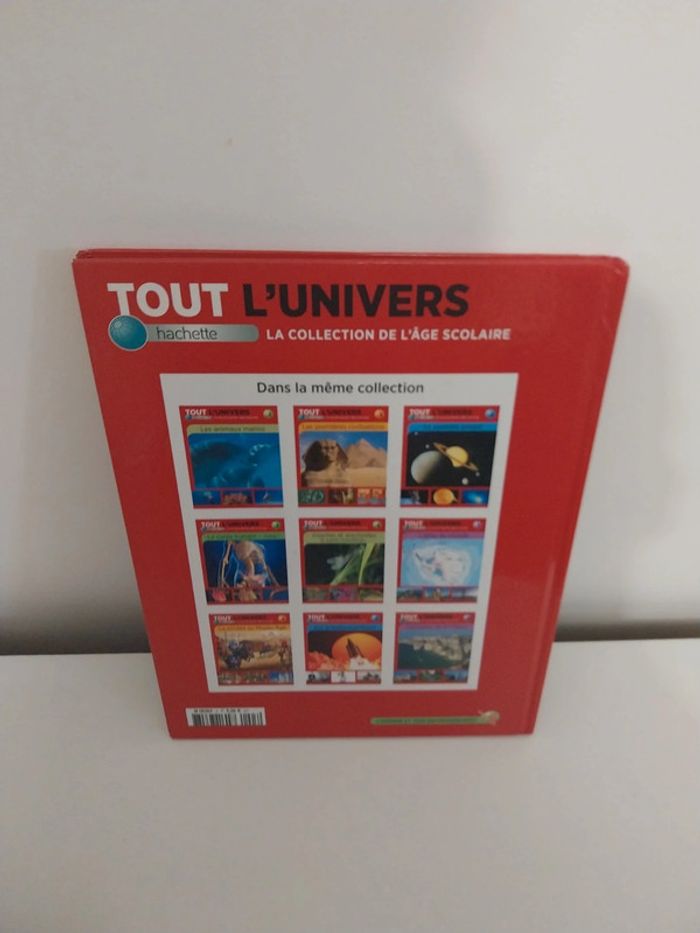 Livre tout l'univers aux origines de la terre - photo numéro 2