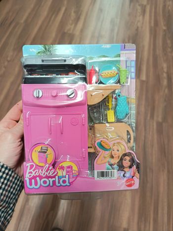 Barbecue Barbie