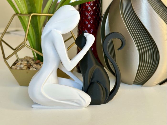 Décoration Femme et Son Chat - photo numéro 3