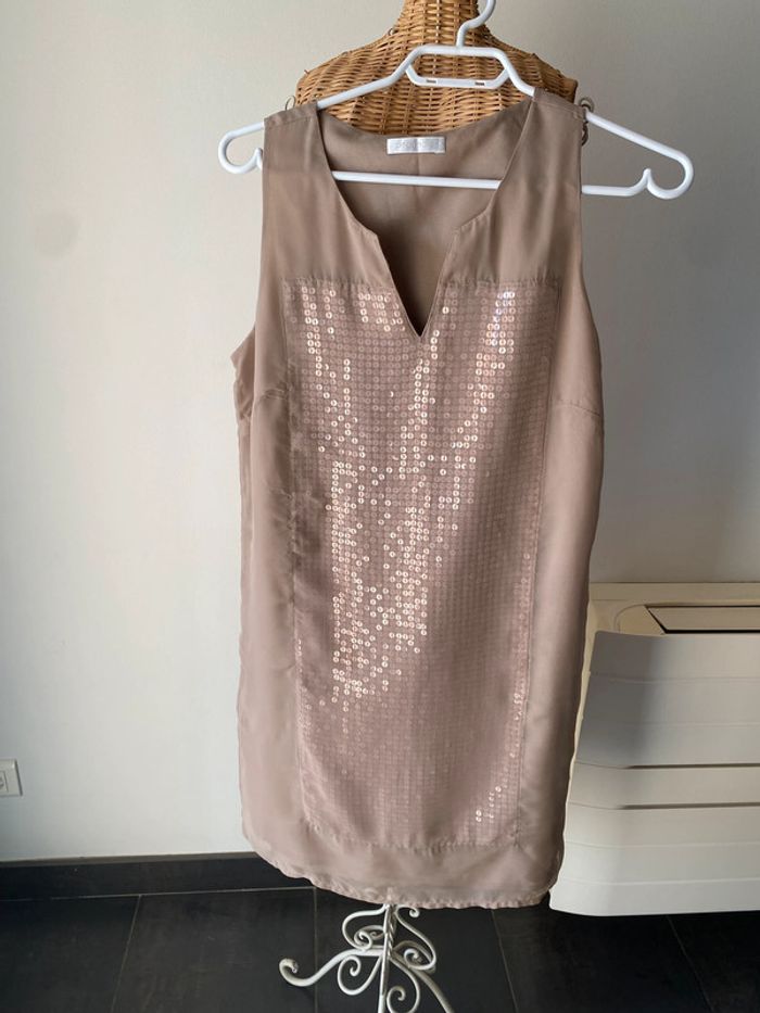 Robe Promod coupe droite en voile taille 38 beige avec sequins - photo numéro 18